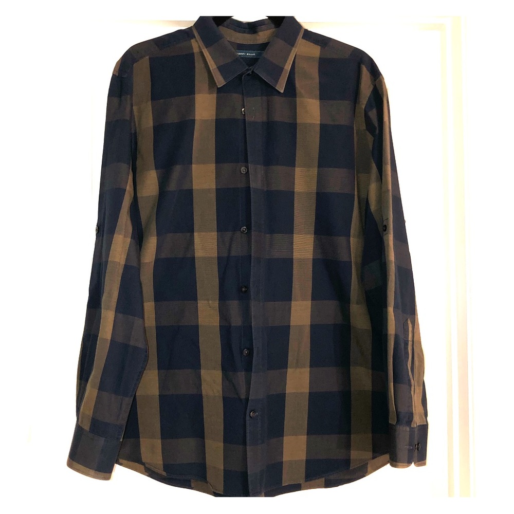 Men’s Perry Ellis plaid button down long sleeve